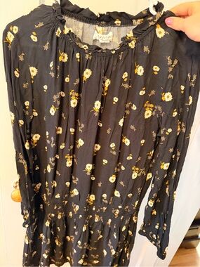 Velvet by Graham & Spencer Black Floral Dress with Yellow Daisies